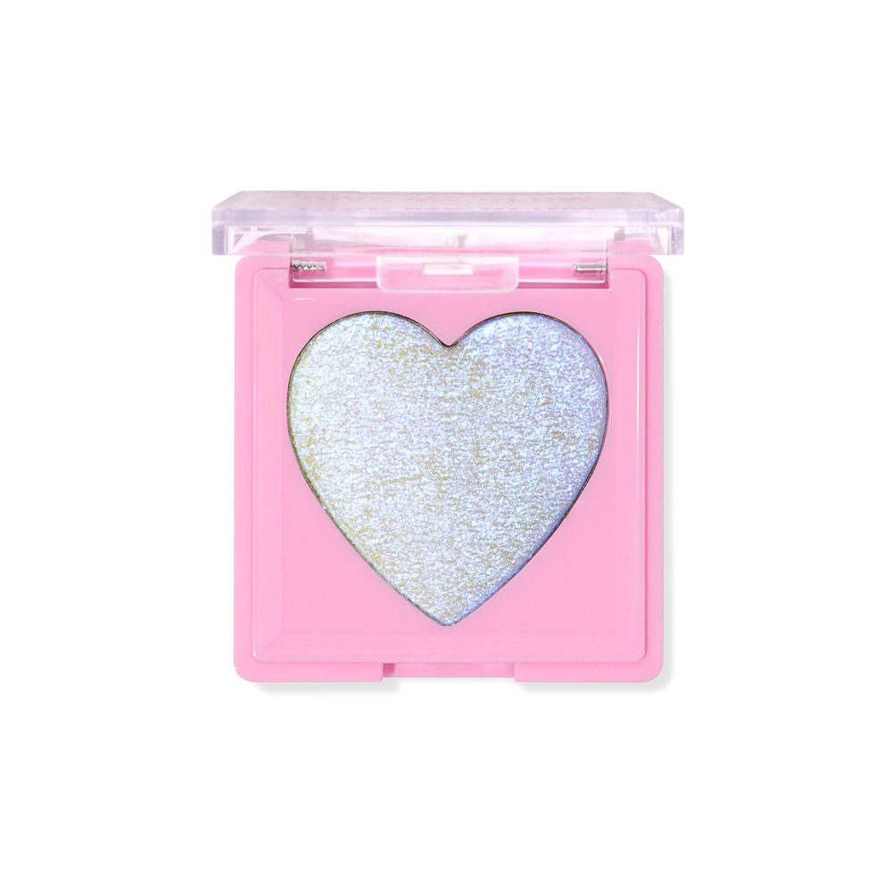 Heart-shaped pressed pigment